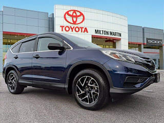 2016 Honda CR-V SE 2HKRM3H40GH552566 2016 Honda CR-V SE