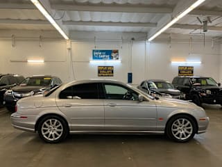 2001 Jaguar S-Type 4.0 SAJDA01P51GL98682 2001 Jaguar S-Type 4.0