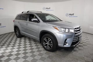 2018 Toyota Highlander LE 5TDBZRFH5JS876853 2018 Toyota Highlander LE