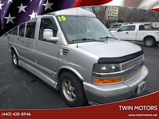 2010 Chevrolet Express Cargo 1GBUHEB42A1170125 2010 Chevrolet Express Cargo