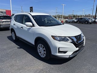 2018 Nissan Rogue 5N1AT2MT5JC773747 2018 Nissan Rogue