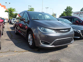 2019 Chrysler Pacifica Touring L 2C4RC1BGXKR625545 2019 Chrysler Pacifica Touring L