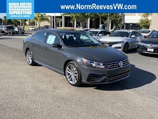 2018 Volkswagen Passat 2.0T R-Line 1VWAA7A32JC004633 2018 Volkswagen Passat 2.0T R-Line