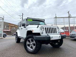 2016 Jeep Wrangler Unlimited Sahara 1C4HJWEGXGL208405 2016 Jeep Wrangler Unlimited Sahara