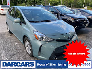 2016 Toyota Prius v Four JTDZN3EU9GJ044685 2016 Toyota Prius v Four