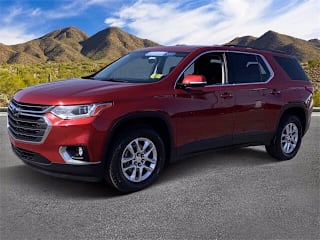 2019 Chevrolet Traverse LT Cloth 1GNERGKW1KJ194046 2019 Chevrolet Traverse LT Cloth