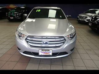 2019 Ford Taurus Limited 1FAHP2F85KG111439 2019 Ford Taurus Limited