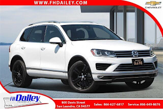 2017 Volkswagen Touareg V6 Wolfsburg WVGRF7BP1HD003708 2017 Volkswagen Touareg V6 Wolfsburg
