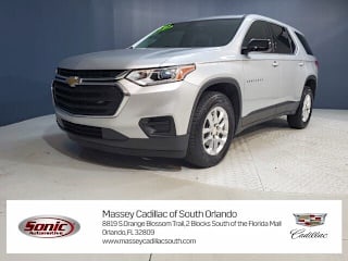 2020 Chevrolet Traverse LS 1GNERFKW7LJ109643 2020 Chevrolet Traverse LS
