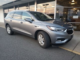 2018 Buick Enclave Essence 5GAEVAKW4JJ216056 2018 Buick Enclave Essence
