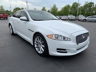 2015 Jaguar XJ Base SAJWA1CZ2F8V82508 2015 Jaguar XJ Base