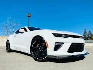 2017 Chevrolet Camaro 1G1FE1R78H0211114 2017 Chevrolet Camaro