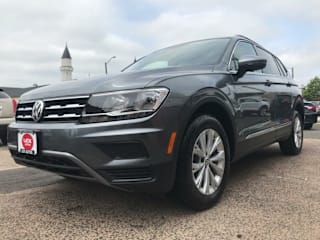 2018 Volkswagen Tiguan 2.0T SE 4Motion 3VV2B7AX4JM055011 2018 Volkswagen Tiguan 2.0T SE 4Motion