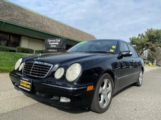 2002 Mercedes-Benz E-Class WDBJF70J52B494608 2002 Mercedes-Benz E-Class