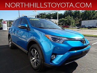 2018 Toyota RAV4 XLE JTMRFREV4JJ724509 2018 Toyota RAV4 XLE