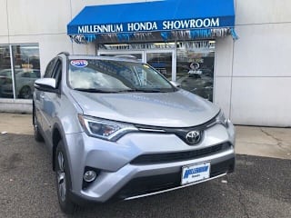 2018 Toyota RAV4 2T3RFREV7JW732721 2018 Toyota RAV4