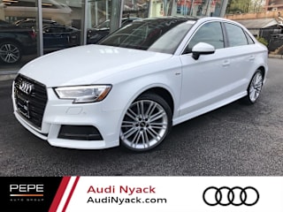 2017 Audi A3 2.0T quattro Premium Plus WAUJ8GFF3H1073657 2017 Audi A3 2.0T quattro Premium Plus