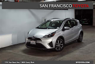 2018 Toyota Prius c Two JTDKDTB35J1604936 2018 Toyota Prius c Two