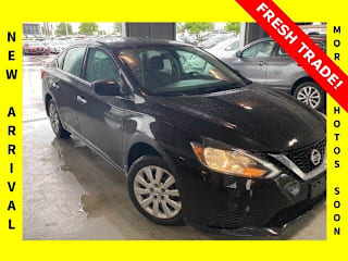 2017 Nissan Sentra S 3N1AB7AP9HY379135 2017 Nissan Sentra S
