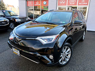 2017 Toyota RAV4 Limited 2T3DFREV5HW566333 2017 Toyota RAV4 Limited