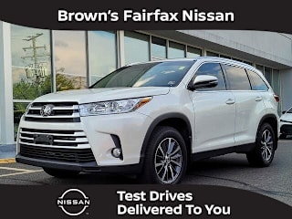 2019 Toyota Highlander XLE 5TDJZRFH9KS618736 2019 Toyota Highlander XLE