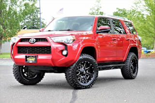 2016 Toyota 4Runner SR5 JTEBU5JR2G5330268 2016 Toyota 4Runner SR5