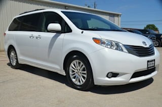 2014 Toyota Sienna XLE 8-Passenger 5TDYK3DC5ES510416 2014 Toyota Sienna XLE 8-Passenger
