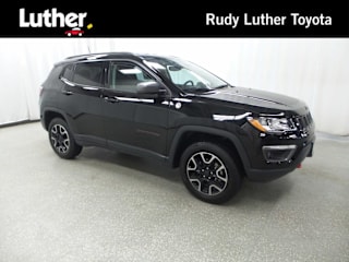2019 Jeep Compass 3C4NJDDB8KT703566 2019 Jeep Compass