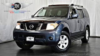 2005 Nissan Pathfinder LE 5N1AR18W35C748171 2005 Nissan Pathfinder LE