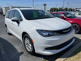 2020 Chrysler Voyager LXi 2C4RC1DG9LR172064 2020 Chrysler Voyager LXi