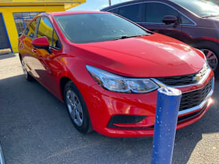 2018 Chevrolet Cruze 1G1BC5SM7J7123857 2018 Chevrolet Cruze
