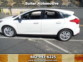 2015 Ford Focus 1FADP3N24FL324669 2015 Ford Focus