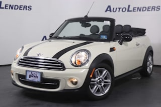 2015 MINI Convertible WMWZN3C55FT861731 2015 MINI Convertible