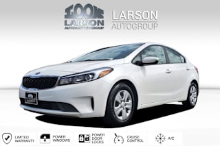 2018 Kia Forte LX 3KPFL4A77JE211483 2018 Kia Forte LX