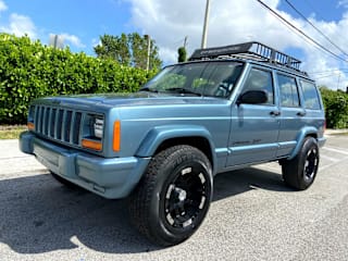 1999 Jeep Cherokee 1J4FF68S1XL608887 1999 Jeep Cherokee