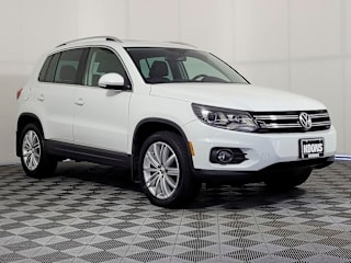 2016 Volkswagen Tiguan WVGBV7AX9GW538228 2016 Volkswagen Tiguan