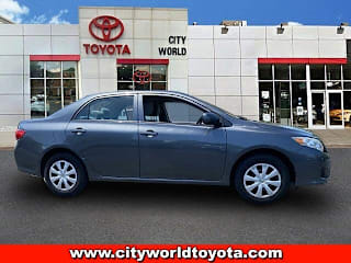 2010 Toyota Corolla LE 2T1BU4EEXAC513983 2010 Toyota Corolla LE