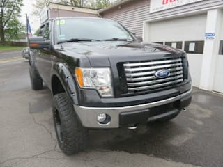2010 Ford F-150 XLT 1FTFW1EV6AKE80635 2010 Ford F-150 XLT