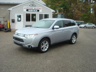 2014 Mitsubishi Outlander SE JA4AZ3A32EZ006142 2014 Mitsubishi Outlander SE