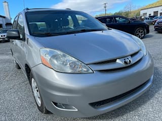 2010 Toyota Sienna CE 7-Passenger 5TDKK4CC2AS323352 2010 Toyota Sienna CE 7-Passenger