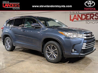 2018 Toyota Highlander XLE 5TDJZRFH2JS842770 2018 Toyota Highlander XLE