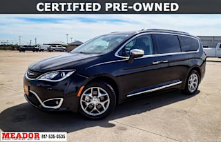 2018 Chrysler Pacifica Limited 2C4RC1GG0JR233231 2018 Chrysler Pacifica Limited