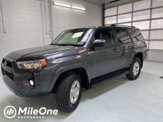 2019 Toyota 4Runner SR5 JTEBU5JR1K5623233 2019 Toyota 4Runner SR5