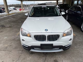 2013 BMW X1 xDrive28i WBAVL1C52DVR87670 2013 BMW X1 xDrive28i