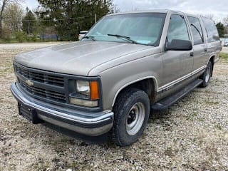1999 Chevrolet Suburban C1500 1GNEC16R7XJ474161 1999 Chevrolet Suburban C1500