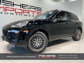 2017 Porsche Cayenne Platinum Edition WP1AA2A24HKA85744 2017 Porsche Cayenne Platinum Edition
