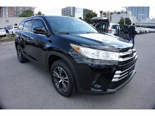 2019 Toyota Highlander LE 5TDZZRFHXKS367373 2019 Toyota Highlander LE