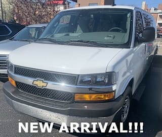 2020 Chevrolet Express Passenger LT 3500 1GAZGPFG1L1197235 2020 Chevrolet Express Passenger LT 3500