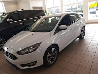 2018 Ford Focus SE 1FADP3FE9JL235245 2018 Ford Focus SE