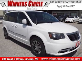 2014 Chrysler Town and Country S 2C4RC1HG7ER109090 2014 Chrysler Town and Country S